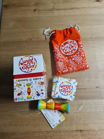 Jeu de cartes Jungle Speed des éditions Asmodée, 