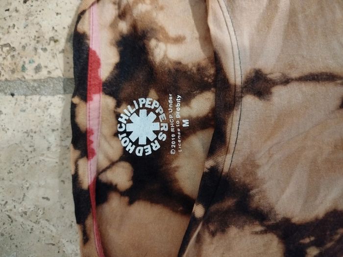 T-shirt Red Hot Chili Peppers - photo numéro 2