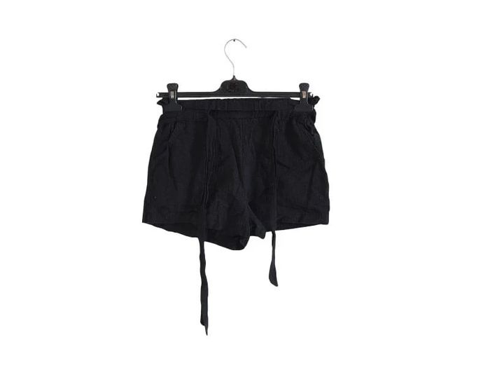 C60 short noir Shein S