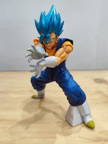 Statue vegeto ssj blue dragon ball z