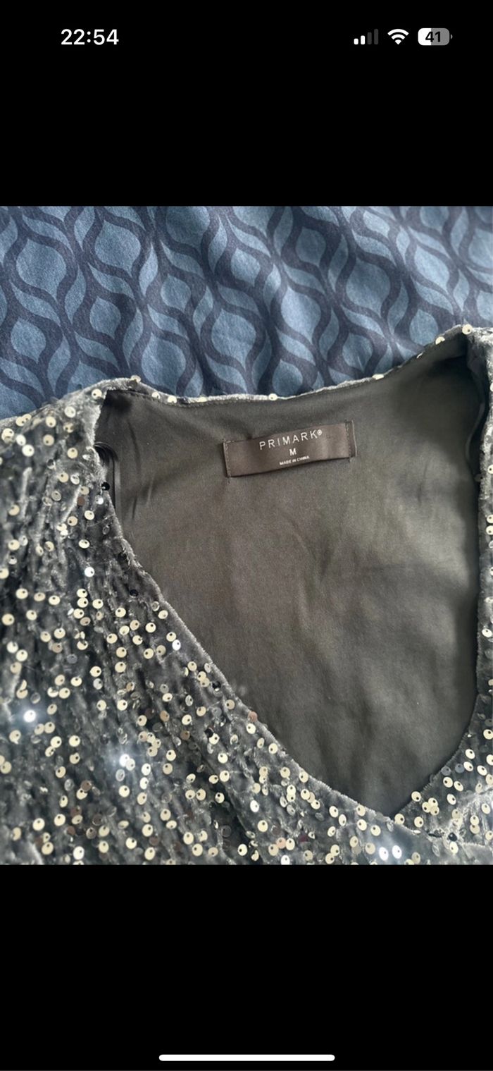 Robe à paillettes - photo numéro 3