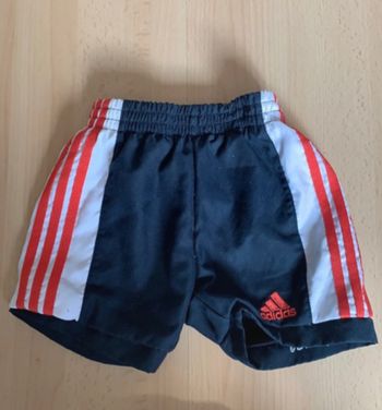 Short Adidas garçon taille 3-6 mois