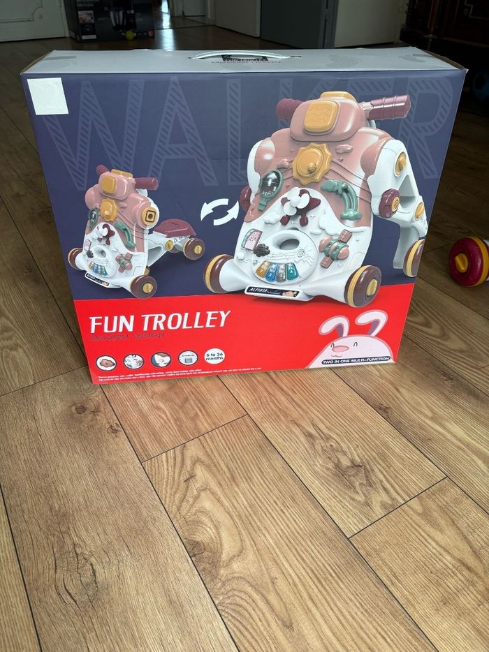 Trotteur de 6 à 36 mois - photo numéro 5