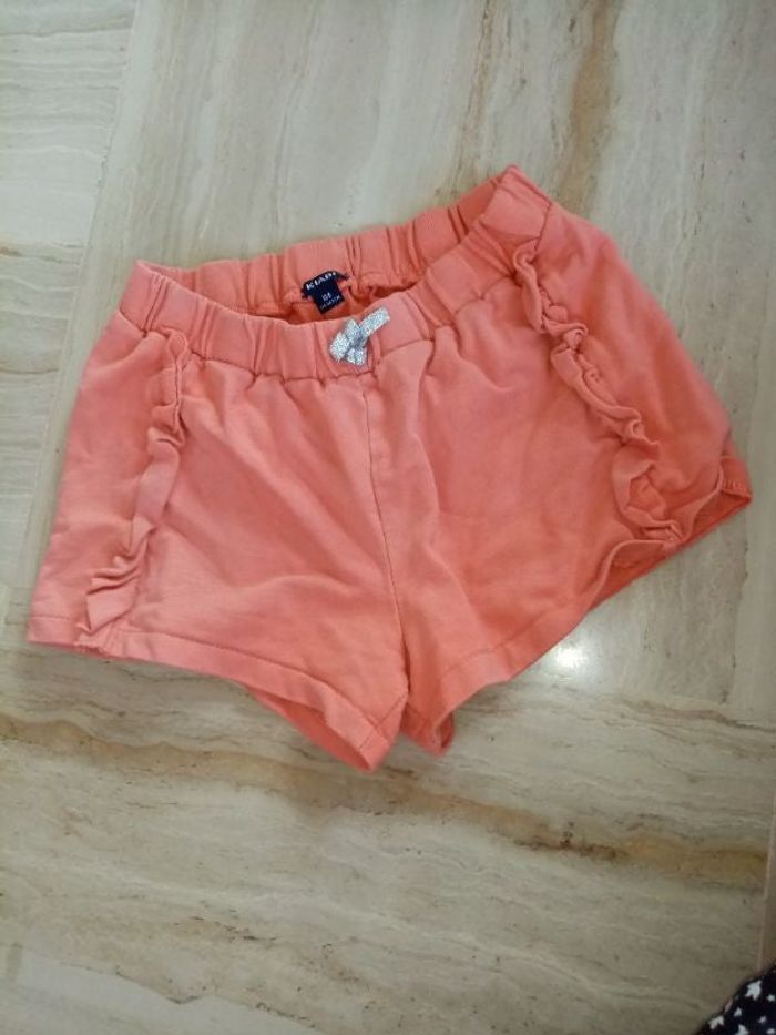 Short à noeud argenté