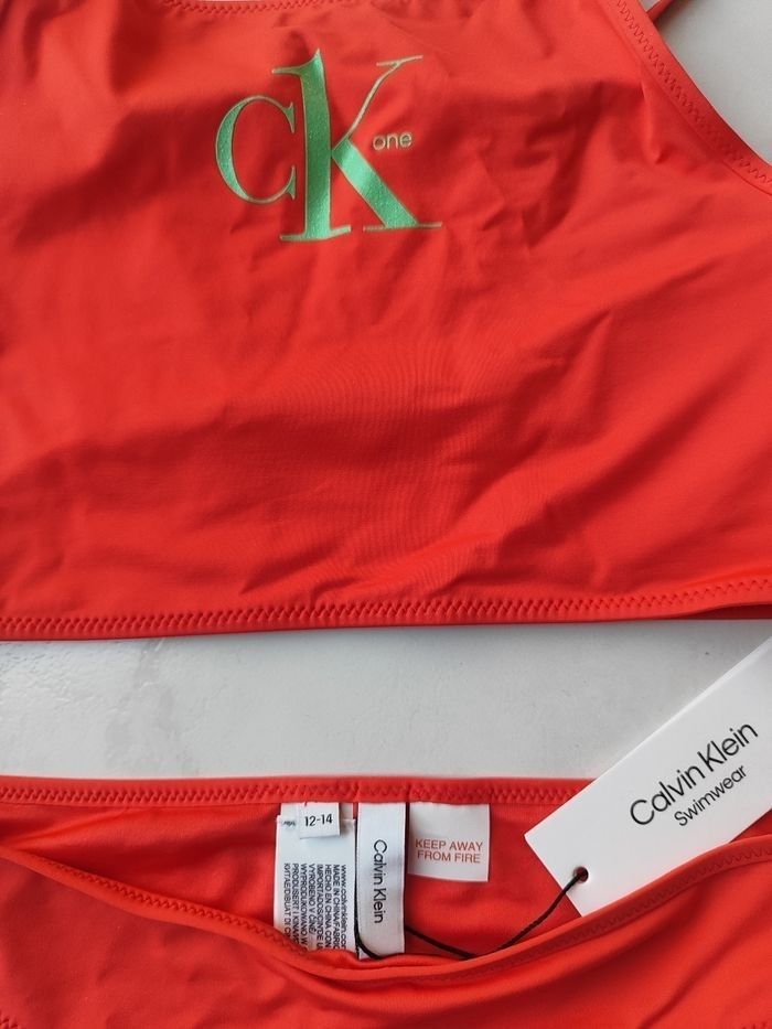 Maillot de bain en 12/14 ans - photo numéro 3