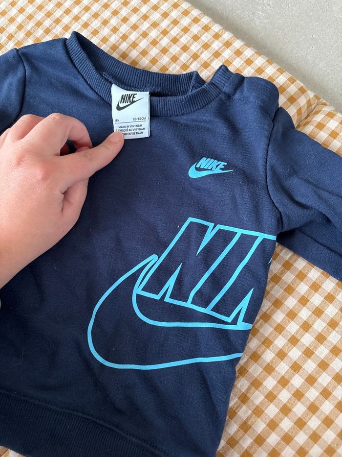 Pull Nike - photo numéro 2