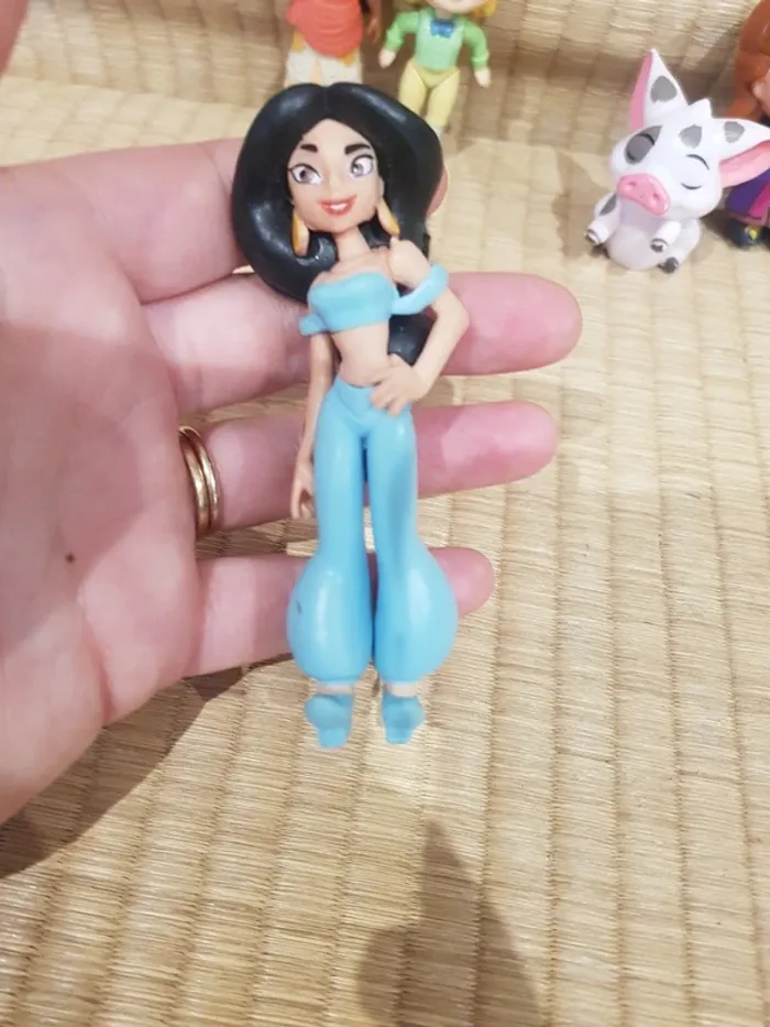 Lot de 8 figurines Disney - photo numéro 4