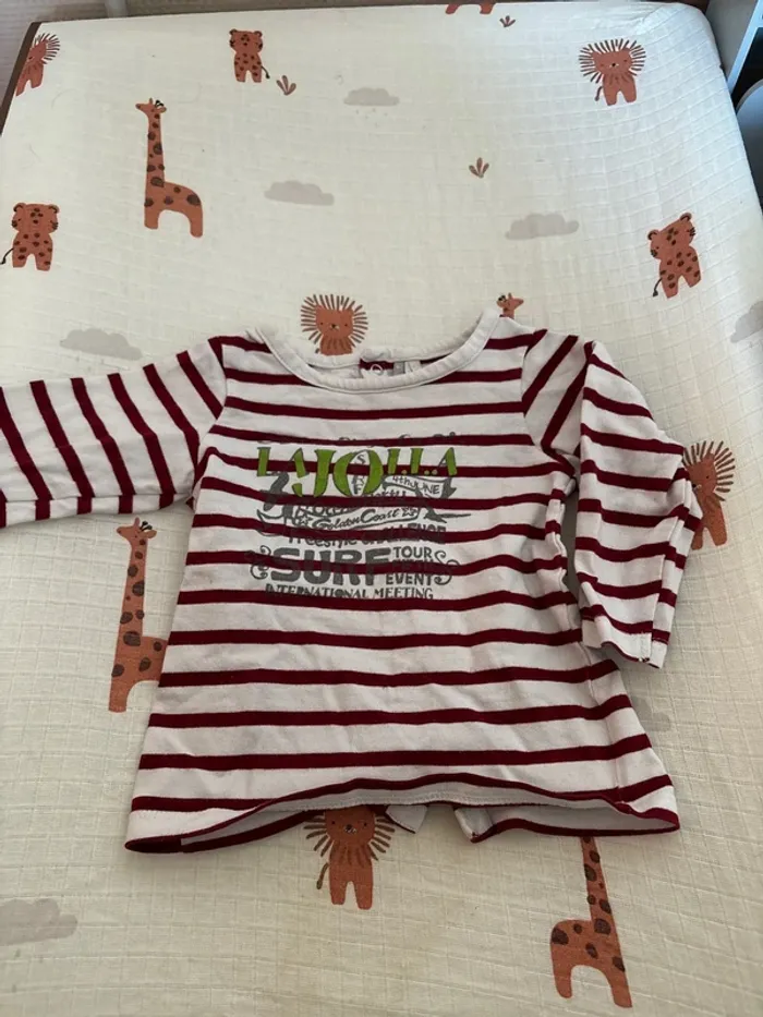 Lot tee shirt manche longue et manche courte 6 mois - photo numéro 12
