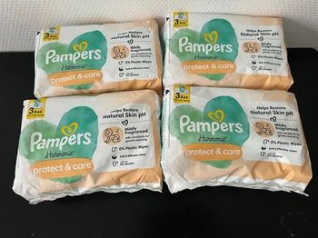 Lot de 12 paquets de 44 lingettes  Pampers NEUF