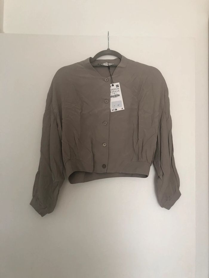 Superbe beau blouson aviateur court fluide Zara neuf avec étiquette taille M