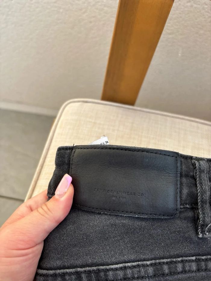 Jean noir zara taille 38 - photo numéro 2
