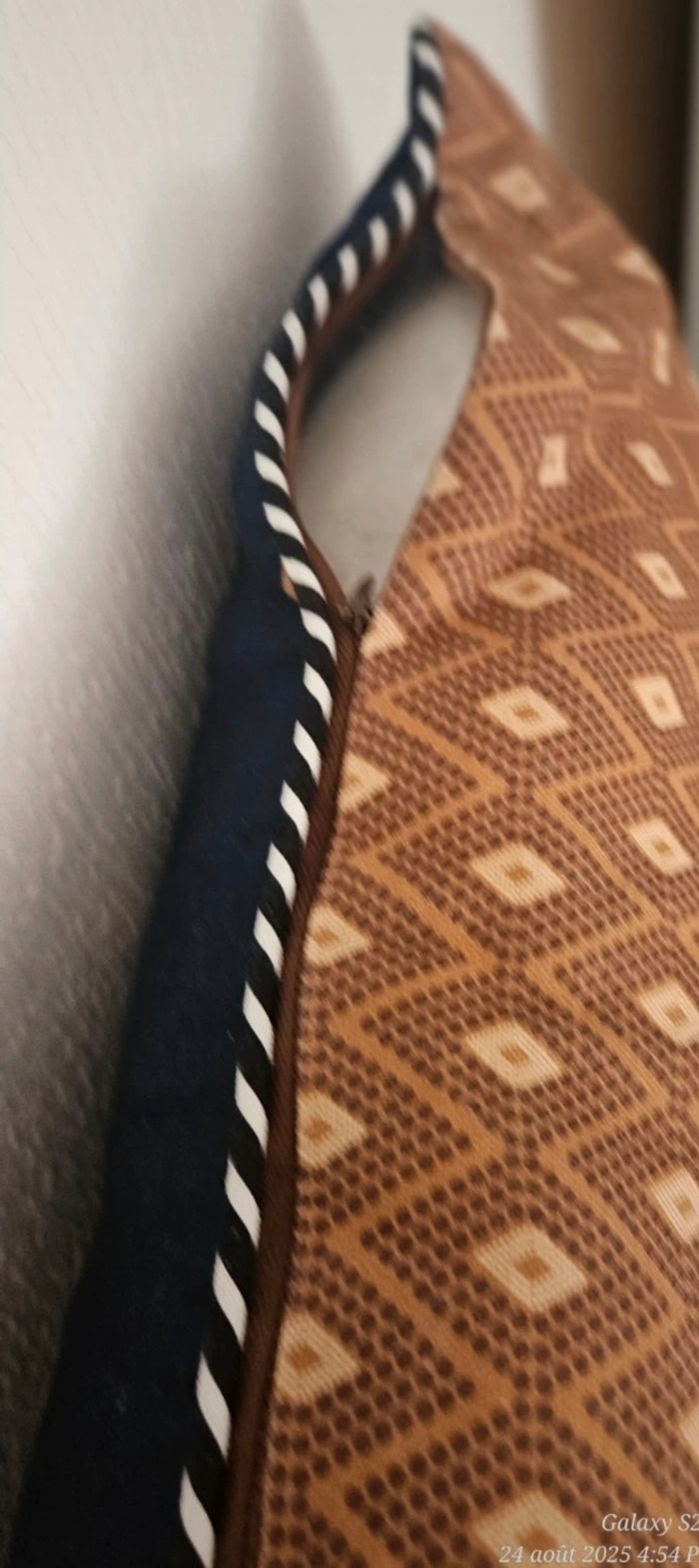 2 coussins 30×50 cm - photo numéro 3