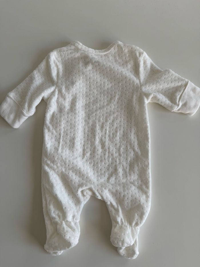 Pyjama 0 mois - photo numéro 2
