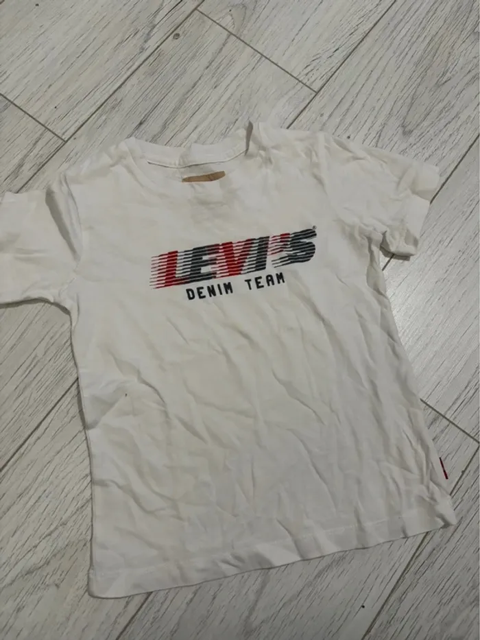 Tshirt levis
