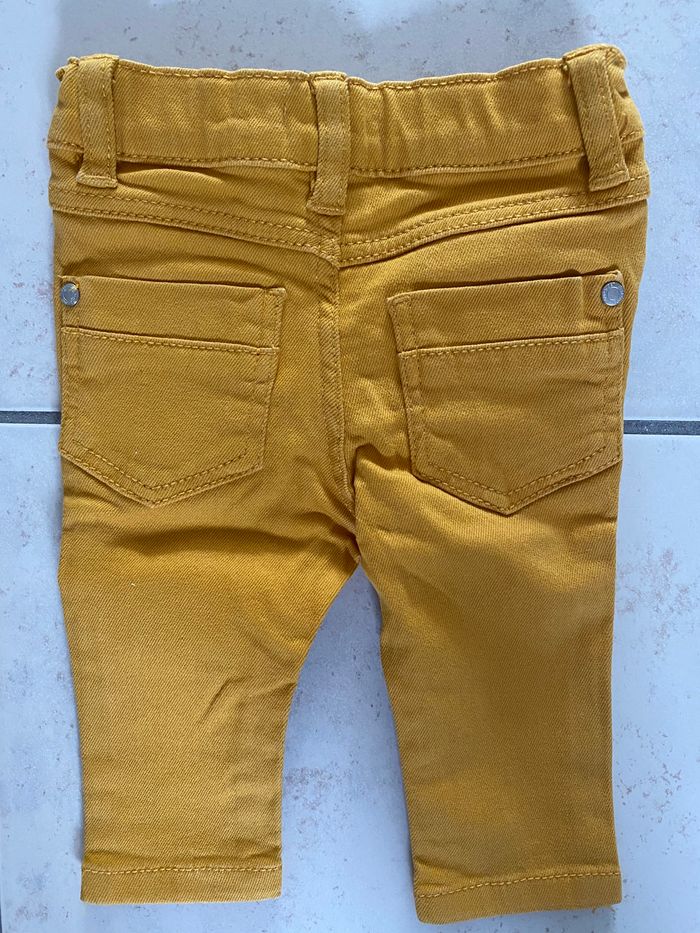 Pantalons en 3 mois - photo numéro 3