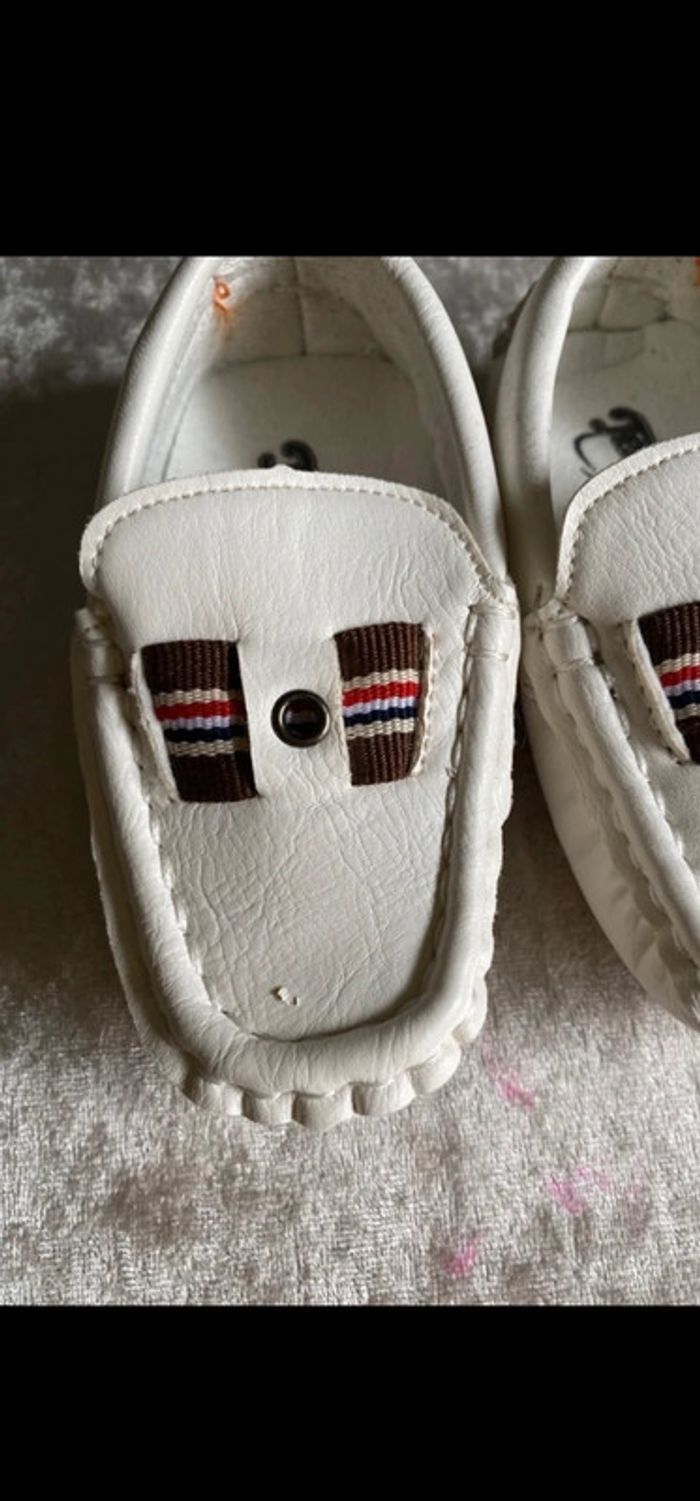 Chaussures garçon taille 20 - photo numéro 5