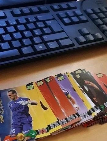 Lot de 5 cartes panini adrenalyn foot 2010