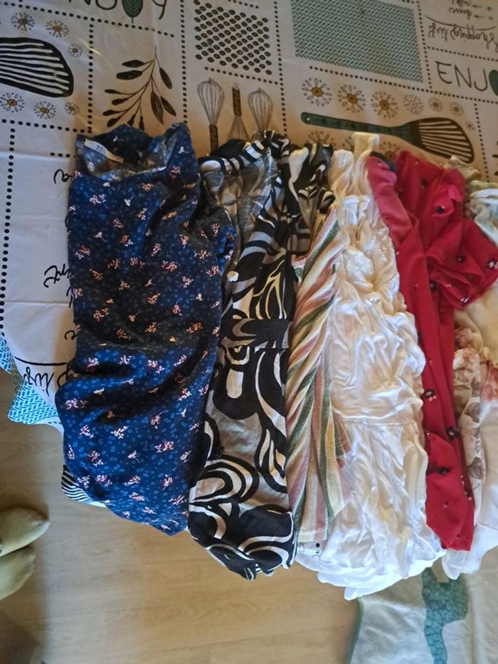 Lot 10 vêtements Taille S - photo numéro 2