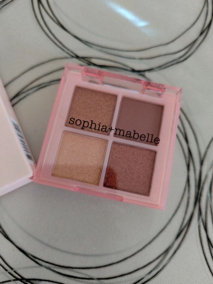 Palette maquillage Sophia Mabelle complètement neuve - photo numéro 3
