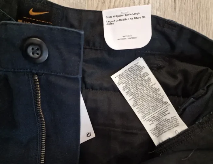 Short Nike homme taille 42 XL Neuf - photo numéro 4