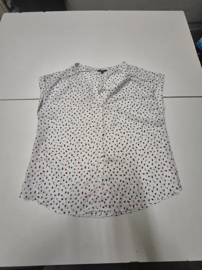 Chemise sans manche