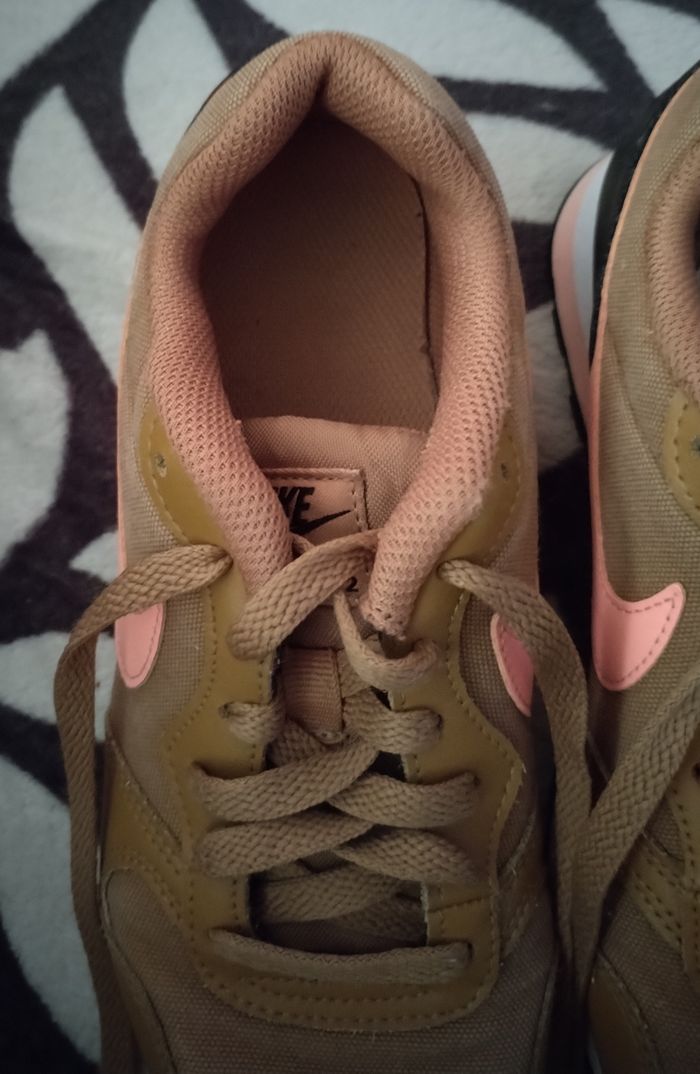 Baskets "Nike MD Runner 2" neuves - photo numéro 4