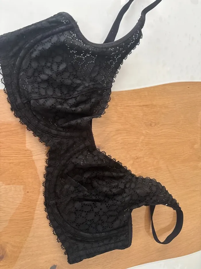 Lot soutien gorge DIM - photo numéro 9