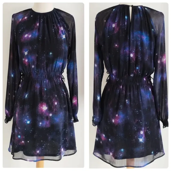 Jolie robe à manches longues en voile noire thème espace doublée H&M taille 15 ans