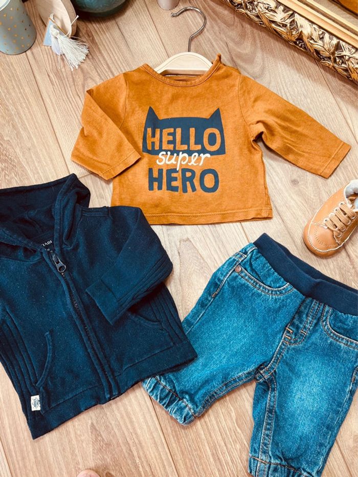 Taille 1 mois ensemble 3 pièces garçon Kiabi bleu marine camel * hello * 💙 - photo numéro 5