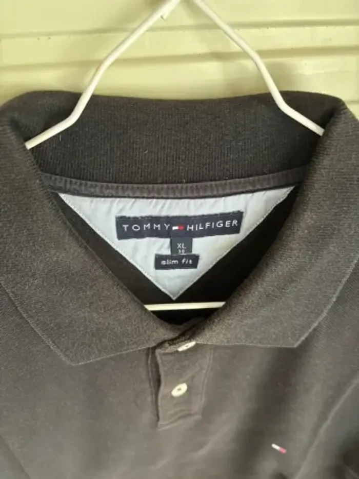 Polo Tommy Hilfiger slim fit noir neuf - photo numéro 4