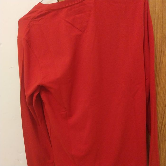 Tommy hilfiger Taille S jamais porté avec étiquette 🏷 - photo numéro 4