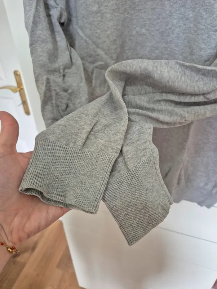 Pull CELIO col rond man homme 
Taille L gris - manches longues - photo numéro 3