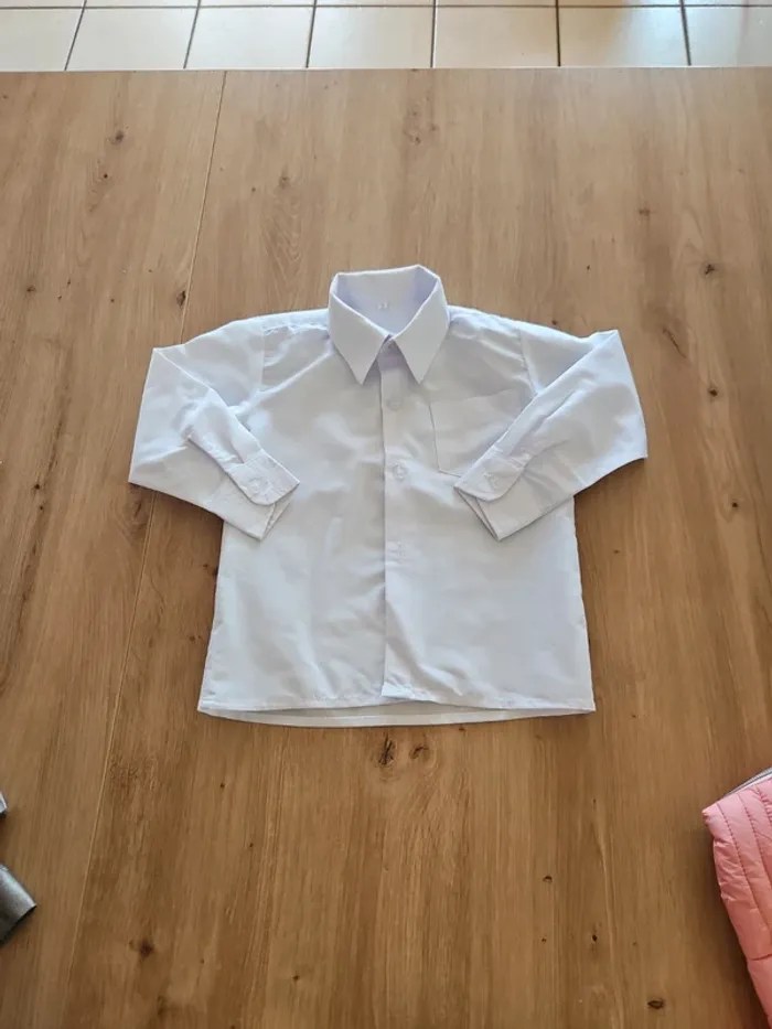Costume 4 pièces 3 ans - photo numéro 7