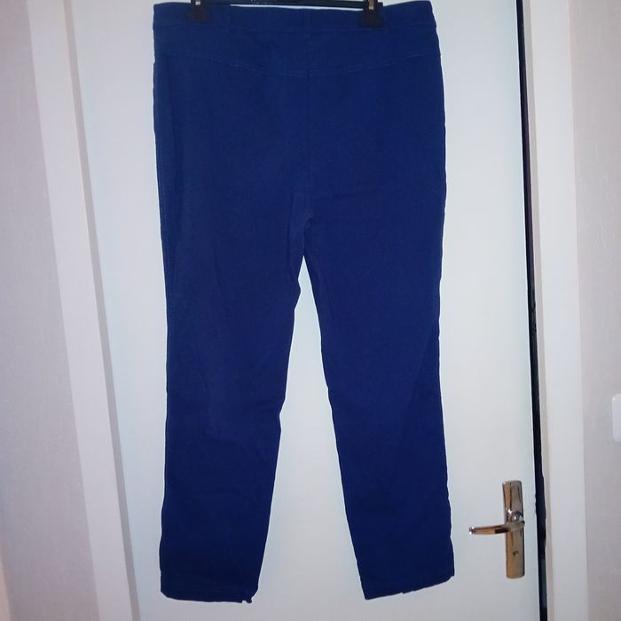 Faby27800 Pantalon femme - Neuf - Couleur : Bleu foncé -Taille 46 - photo numéro 3