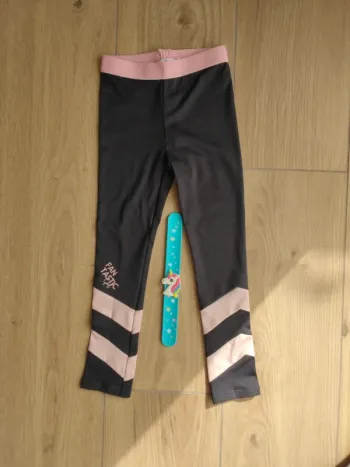 Legging de sport Gémo 4 ans neuf