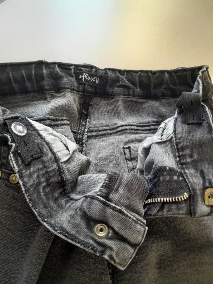 Jean noir 12 ans - photo numéro 4