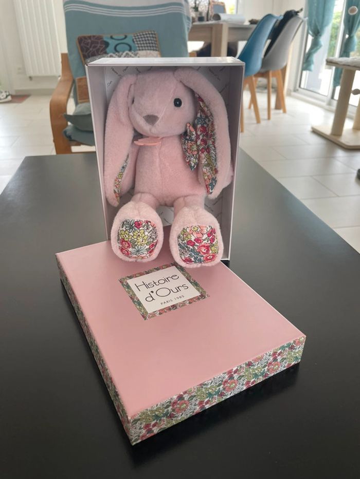 Lapin en peluche - photo numéro 2