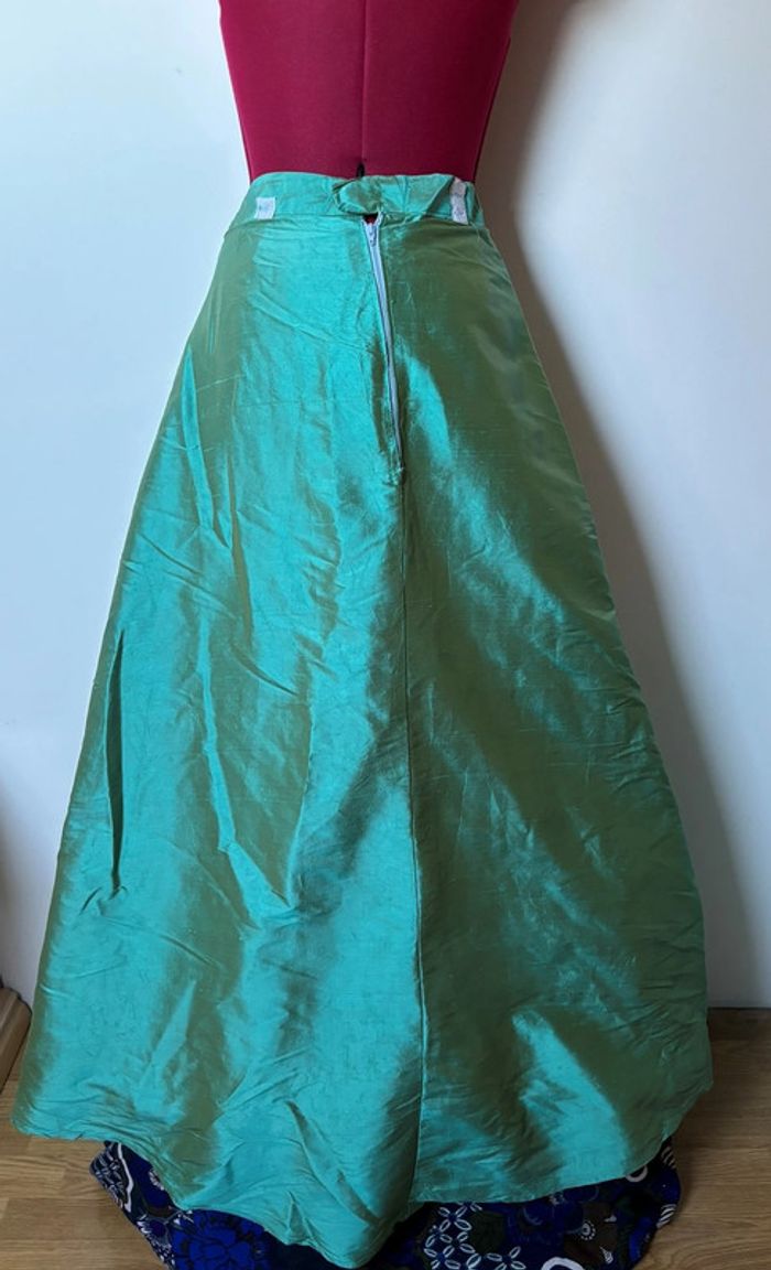 Jupe longue en tafta de soie vert courtisane cosplay - photo numéro 4