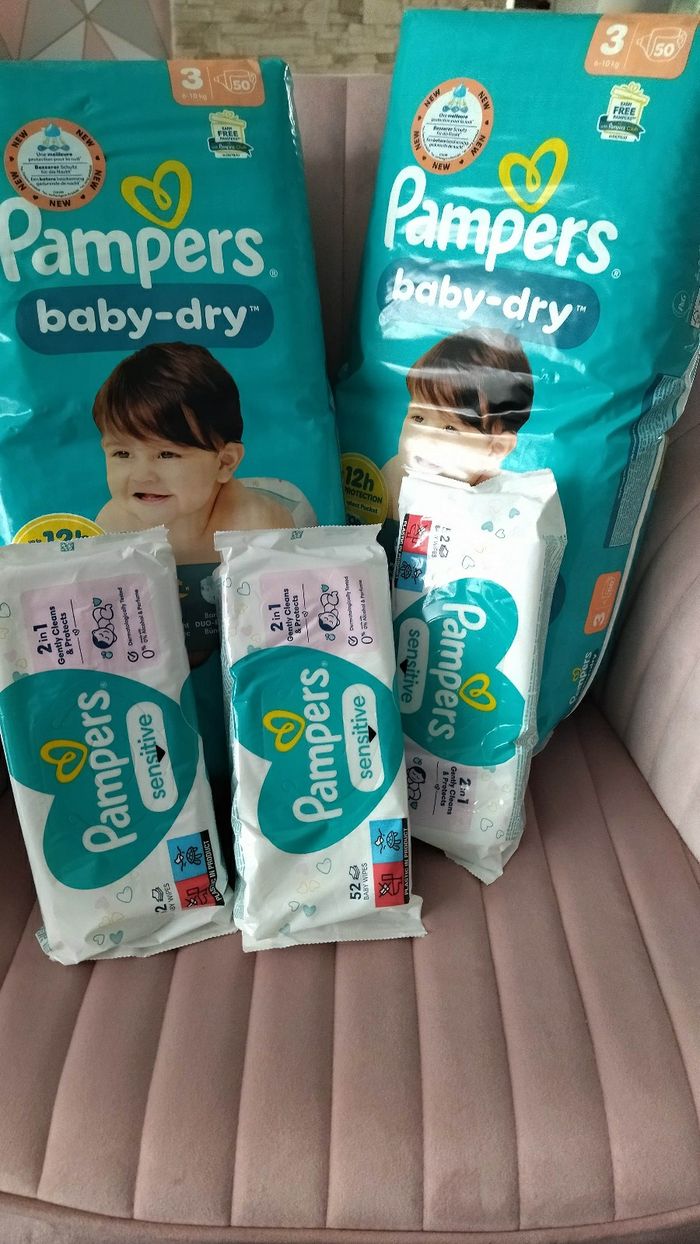 Couches et lingettes