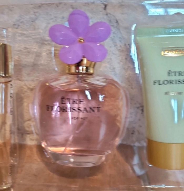 Superbe coffret parfum femme neuf - photo numéro 6