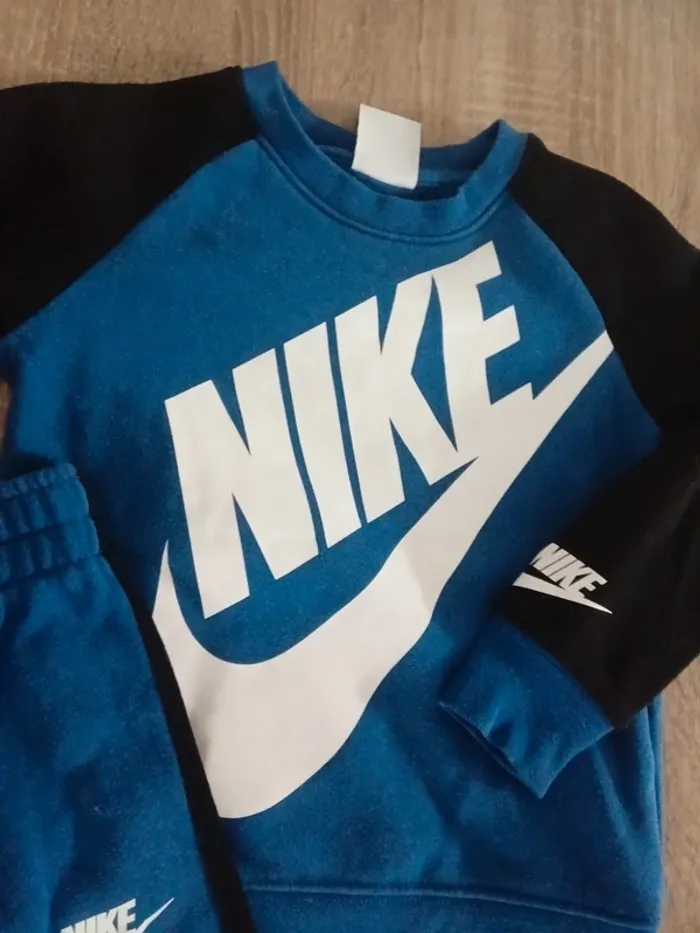 🌹ensemble nike authentique 3-4 ans 🌹 - photo numéro 5