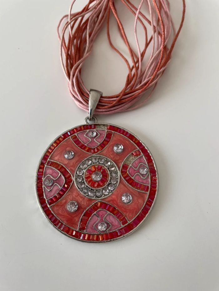 Collier rose - photo numéro 4