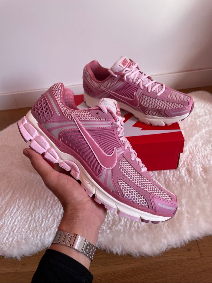 🩷 Nike Vomero 5 - Elemental Pink - 44 - photo numéro 2