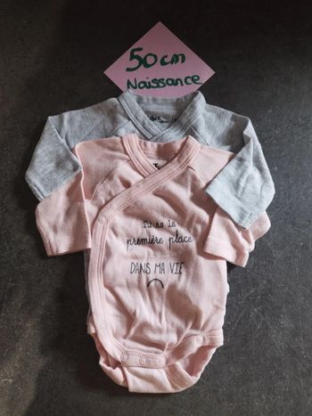 Lot de bodies croisés 0 mois