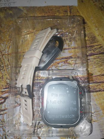 Montre SmartWatch toute neuve