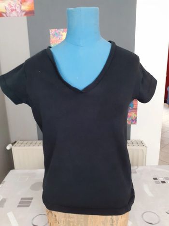 T-shirt noir col en V Taille L