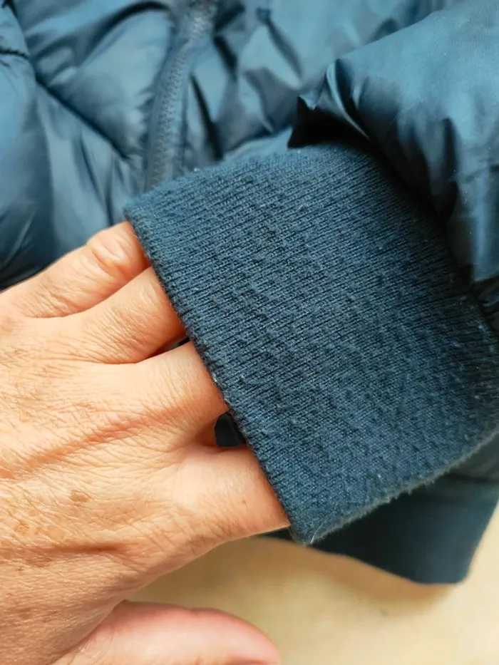 Doudoune bleu marine doublée velours à capuche 8 ans 
Tape à l'oeil - photo numéro 6