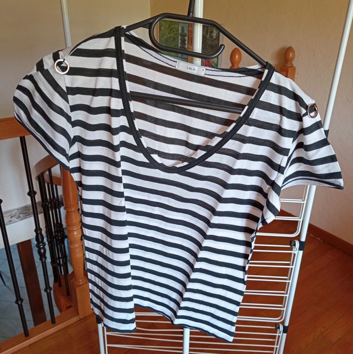 Tee shirt Femme Taille M ( 40/42)