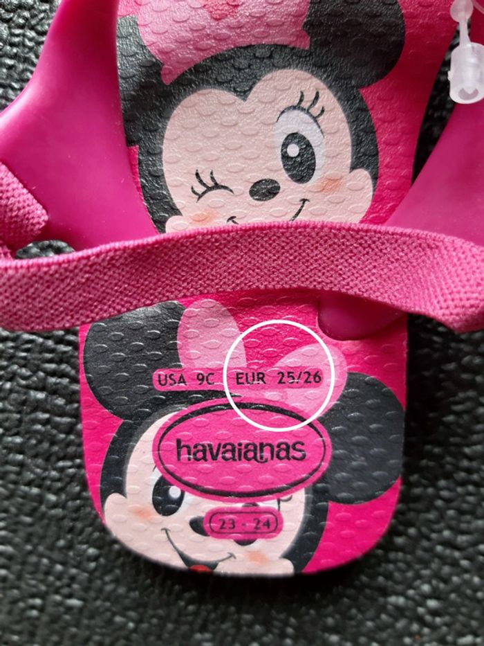 Sandalettes Havaianas Minnie 25-26 NEUVES 17€ au lieu de 26€ - photo numéro 3