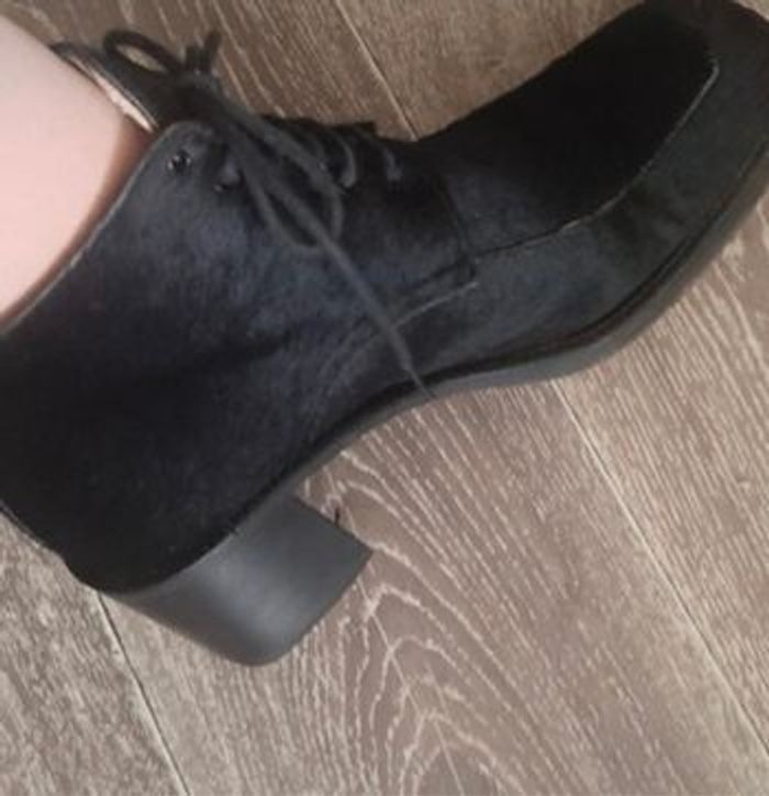 Chaussures Free Lance T 37,5 en cuir peau en bon état